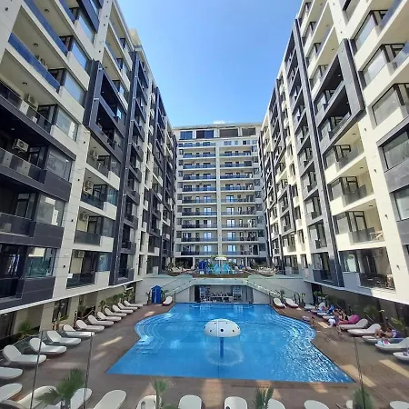 Aparthotelmamaianord 815 Sb Building Stefan Resort 아파트
